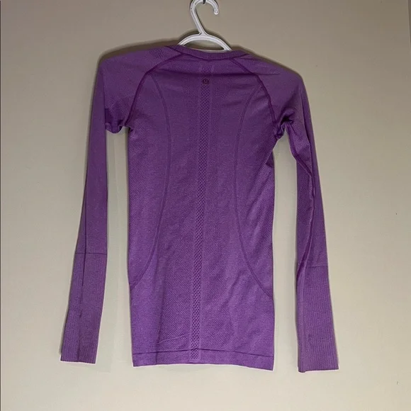 Lululemon Swiftly Tech Long sleeve shirt - Picture 2 of 2
